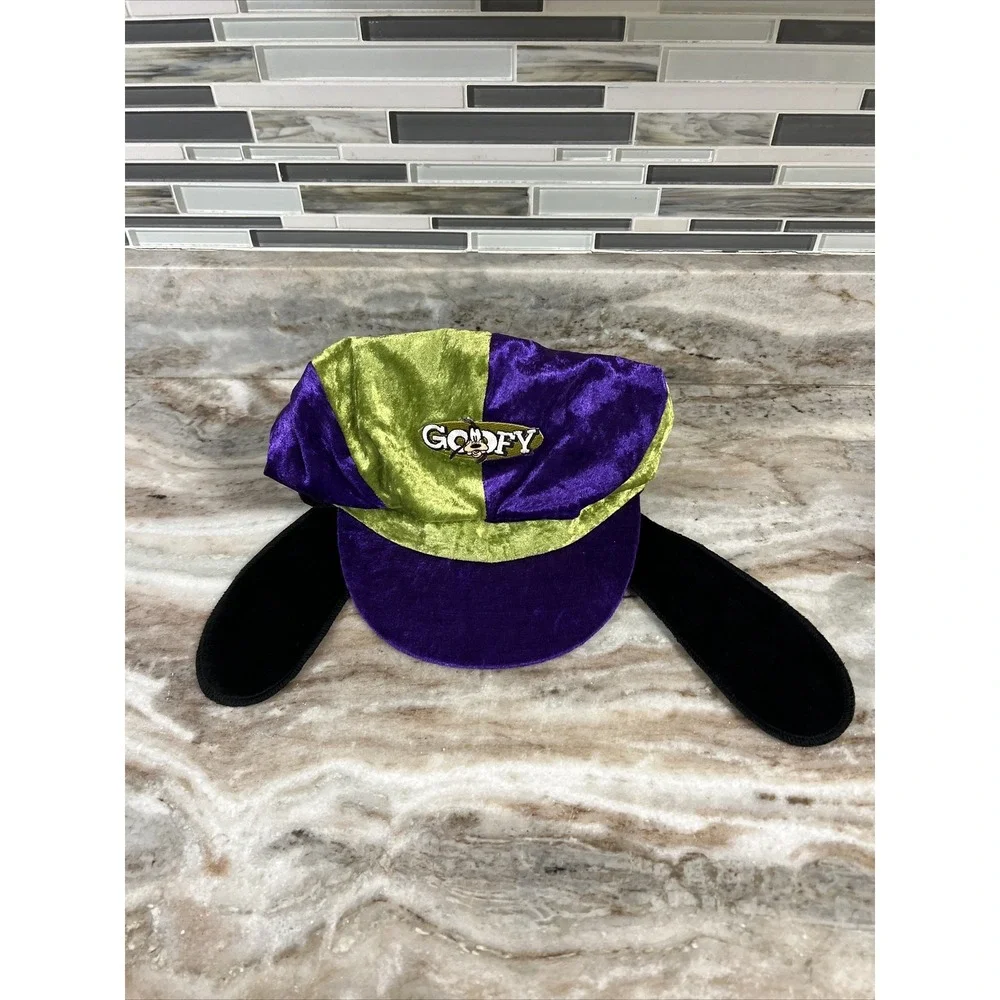 Disneyland Resort Groovy Goofy‎ Hat Green Purple